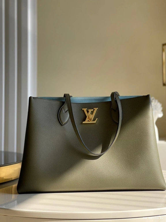 AAA Replica Ru VUITTON LOCKME SHOPPER LOUIS 0715